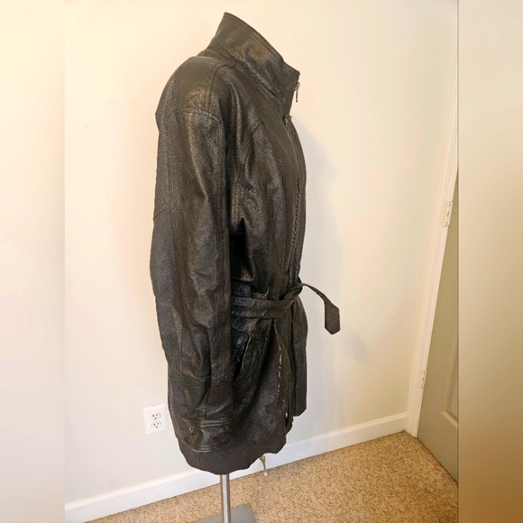 Black Belted Trench Coat with Stand-Up Collar - Picture 4 of 12